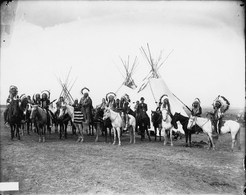 Native Americans on horses