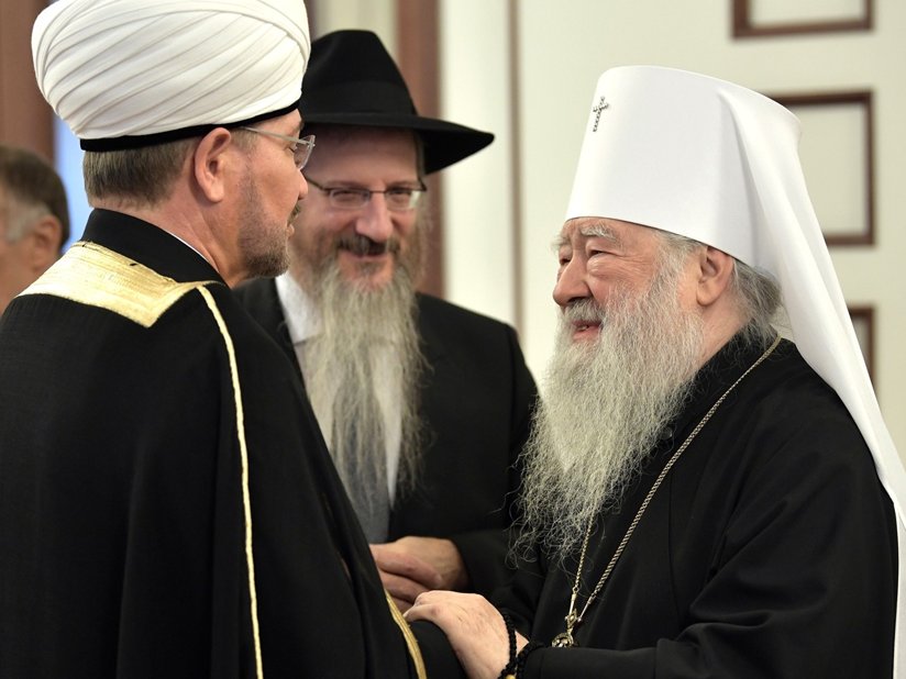 Faith leaders talking.