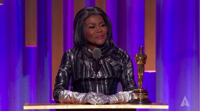 Cicely Tyson at podium